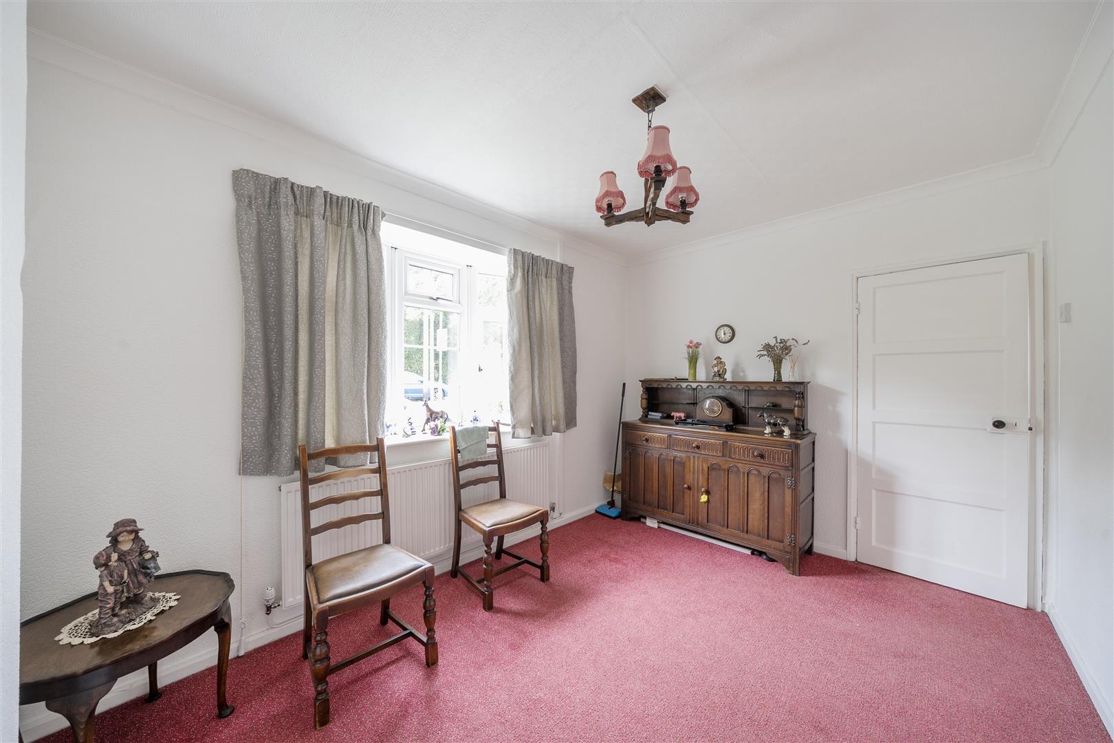 Heol Morlais, Trimsaran, Kidwelly, SA17 4DG